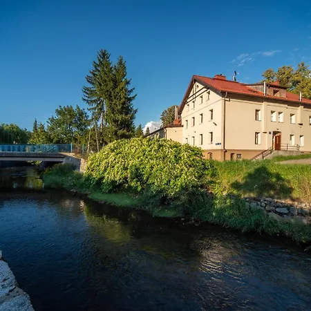 Pod Zamkiem Ksiaz 