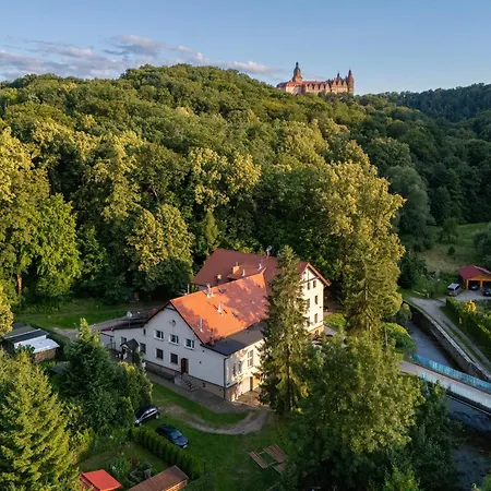 Pod Zamkiem Ksiaz 